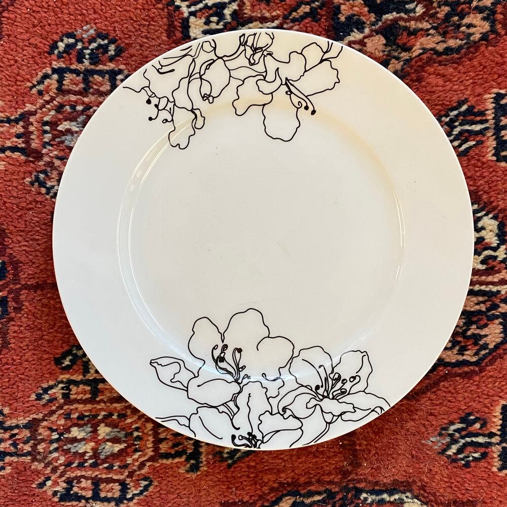 Ciroa FORMA BLACK Fine Bone China Black Floral on White 8" Side Plate FLAWLESS‎